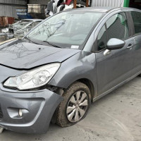 Vehicule-CITROEN-C3-2-PHASE-1-2010-be969c72097f6fb8c988bece3732c2f64b424cdd9a46fe7c3701f5ef79c44ec2_mtn.jpg