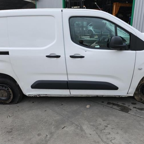 Vehicule-PEUGEOT-PARTNER-3-2019-9b727a4583b91d24f8066eafb370fa401f0310ce0f3cb9f0a014892a2983cd3d_mtn.jpg