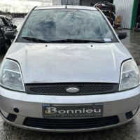 Vehicule-FORD-FIESTA-5-PHASE-1-2005-7c0145afadeb75a82a9a2fe576f80a17c4c6e5e6b839465ebdb23f6f0c50289f_mtn.jpg