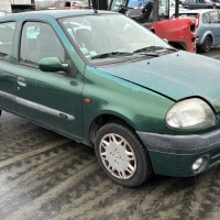 Vehicule-RENAULT-CLIO-2-PHASE-1-2000-8b6a9b0fced042a7803dbe84739155bf8188714c404042d6e349a4563947722a_mtn.jpg