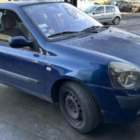 Vehicule-RENAULT-CLIO-2-PHASE-2-2003-5d824cf477acf9eab201c5c8b3eea96d19f03dccf08caa7d8e644bff8837727c_mtn.jpg