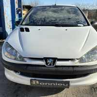 Vehicule-PEUGEOT-206-PHASE-2-2004-95e337b73156e471c32d81dd69c0bc5c7ae125854ecadfa17202cd0c20fcfedc_mtn.jpg