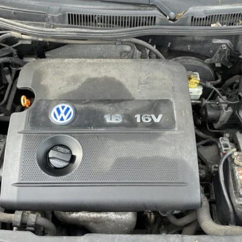 Vehicule-VOLKSWAGEN-GOLF-4-2001-ca5c58e0d34f55c34e47f613f126f1aa707f25e6557eda088b925270f372c603_mtn.jpg