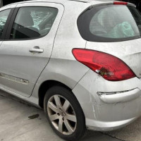 Vehicule-PEUGEOT-308-1-PHASE-1-2009-e14920766f88e25d29e9e942eec8ae9b91b22b86f107f38b118cf6e0f9206c2a_mtn.jpg