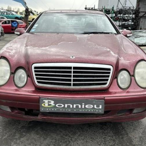 Vehicule-MERCEDES-CLASSE-CLK-208-PHASE-2-COUPE-2002-d6a11c997f9a41ae3c54609a57d775aeaa40992bac7f2b5fb87ca116b1efae46_mtn.jpg