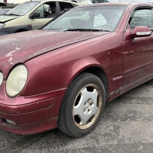 Vehicule-MERCEDES-CLASSE-CLK-208-PHASE-2-COUPE-2002-a6155e06b1bd4da42beb1b4d9b60c272eac86363dfd5bb17f068ac554aff8418_mtn.jpg