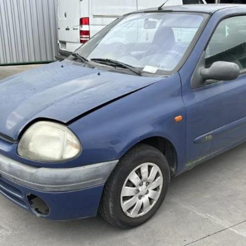 Vehicule-RENAULT-CLIO-2-PHASE-1-1998-d77c84fc340122b4dbef93784d0e60611ee78b81686965933a29e1dc2009b333_mtn.jpg