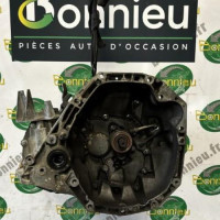 Piece-Boite-de-vitesses-7701723236-RENAULT-MEGANE-2-PHASE-2-5ae20350fdbf9daa0f0ec2cae3851072eacc7c63aa2dba83ec50300a4c38f93b_mtn.jpg