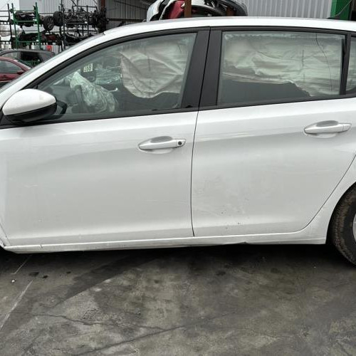 Vehicule-PEUGEOT-308-2-PHASE-2-2019-b15ade8881e2ff78c25fd08aee92a9b9a7e0bd8c4288766d522c1f6fd5577279_mtn.jpg