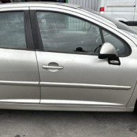 Vehicule-PEUGEOT-207-PHASE-1-2006-b1deef05e71de96274860562690934c1b9212878ec24c65951a8f5bad00df5fe_mtn.jpg