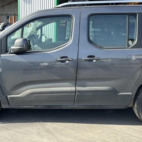 Vehicule-PEUGEOT-RIFTER-2019-4190531f0e2bde211a7557bbaf621f2a34ddc596fd3c5799148a6f0bebc3babf_mtn.jpg