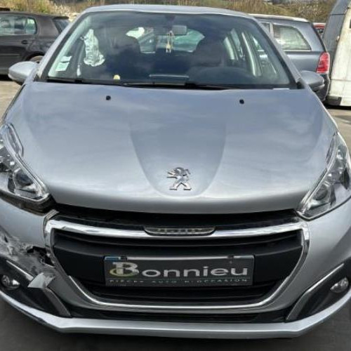 Vehicule-PEUGEOT-208-1-PHASE-2-2016-c9197e63d517633db59e7444f1f98cba385ca326bb0f1c9c1d068983b96f54aa_mtn.jpg