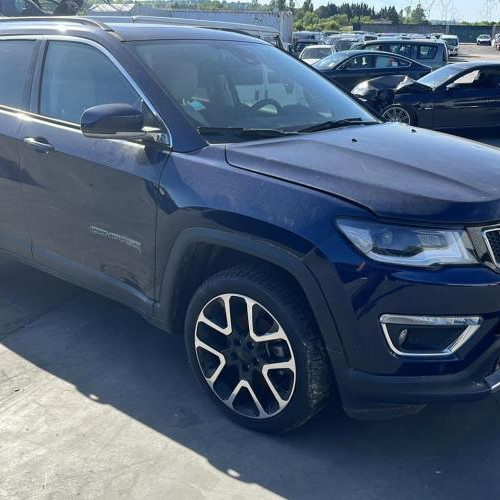 Vehicule-JEEP-COMPASS-2-2019-0c0e456af0103b6199b5e876970c0712591a0699b7caa9a2ada85af57417c521_mtn.jpg