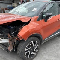 Vehicule-RENAULT-CAPTUR-1-PHASE-1-2013-6a42088c2b5e1ea9720afbaea98ee13ad15ae978b792faceee5076a5a86afa16_mtn.jpg