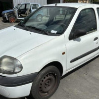 Vehicule-RENAULT-CLIO-2-PHASE-1-1998-b3c48fbabddbd4d9f3b4748281cfc25eab54449303815f82d90c546d0cf71948_mtn.jpg