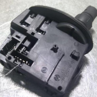 87921317-b40b0fe0-3078-48e1-a9a2-23e0caffecde-Piece-87921317-Commodo-dessuie-glaces-8201590631-RENAULT-GRAND-MODUS-PHASE-2-15-DCI-8V-TURBO-4a333b67f648354028b3594db3223b2d07211bdf78b284a0b973b4303a92489a_m.jpg