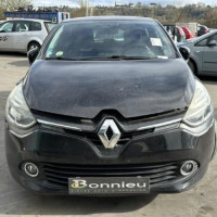 Vehicule-RENAULT-CLIO-4-PHASE-1-2016-fd32c10ffe665e2c9ced63fdb7137566fe9cef67b0239c1f1882eba6a9c6c2d4_mtn.jpg