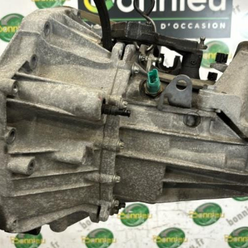 89518349-03b21490-0833-4ffe-93b9-79c6efd2ead8-Piece-Boite-de-vitesses-320107447R-RENAULT-MEGANE-4-PHASE-1-0d01f6e0f0dac905220d97e656a8c615d0850c747a23d89c129c002f33b048d3_m.jpg