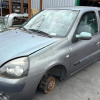 Vehicule-RENAULT-CLIO%25202%2520PHASE%25202-2003-13726e274f4aa1fb9b5027179dd45e457c1b77360fa36e1f42272174e42d16a8_m.jpg