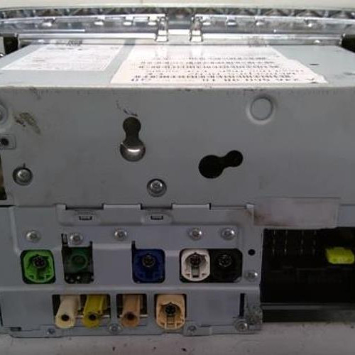89935541-4544631e-6e87-422e-af4a-24d2b0cf9db1-Piece-89935541-Autoradio-dorigine-2469000221-MERCEDES-CLASSE-GLA-156-PHASE-1-200-22-CDI-16V-TURBO-4-b6526f2f575d4b290be02153932d711ed2724ad2b6a60db29a7e2f92ef888474_m.jpg