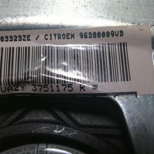 90370131-530b8e05-04b7-4b3b-8747-9e296f43eb65-Piece-90370131-Air-bag-conducteur-00004112HH-CITROEN-C3-PLURIEL-PHASE-2-CABRIOLET-14i-8V-b31998243ed6baf6a985646d4919f53845c2613566c5bc6c04d17fc029ac0df2_m.jpg