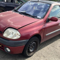 Vehicule-RENAULT-CLIO%25202%2520PHASE%25201-2000-8660ab7d07d4b550843e668b31e161ec4b5c88834edcbe073e97ea7e6b9735e1_m.jpg