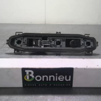 90791920-c1710b73-441b-4189-b17c-8777677dead1-Piece-90791920-Platine-feu-arriere-droit-RENAULT-KANGOO-2-PHASE-1-15-DCI-8V-TURBO-a725328918d334034255311158e1ddf56dcc99ccbd2e79d8259321079fde24a4_m.jpg