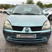 Vehicule-RENAULT-CLIO%25202%2520PHASE%25202-2003-418c8c5b1b23a5c6b8bab9d91ad8b1fbbfa23d2ceecbbd5e5211f12617dbee70_m.jpg