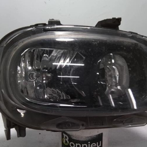 93275634-bfdbf399-0ff5-4244-bcea-657af6939b2f-Piece-93275634-Optique-avant-principal-droit-9820059280-CITROEN-C3-3-PHASE-1-15-BLUE-HDI-16V-TURBO-2fe7e187ed28bfae28a158599e23546338bdbb4c2b4b5e329c0e245e2fa51523_m.jpg