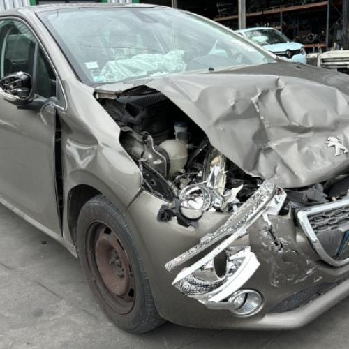 Vehicule-PEUGEOT-208%25201%2520PHASE%25201-2013-c7d3f17ce42762b581eec95ec395fa04e0a16a09efb730f2da3e40746017d9e7_m.jpg