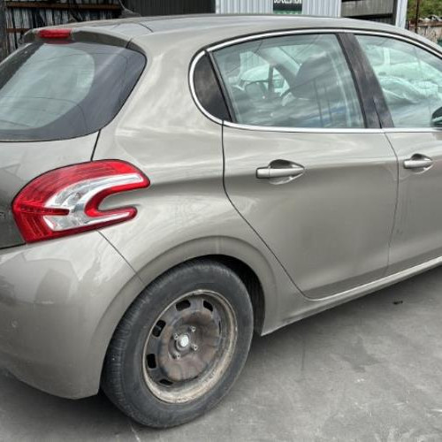 Vehicule-PEUGEOT-208%25201%2520PHASE%25201-2013-33267044275bc26504b457797957d1d6090acfc4aac09decd12fea0315d8df92_m.jpg