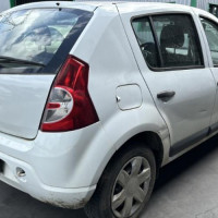 Vehicule-DACIA-SANDERO%25201-2010-cc5307698be8e3ab662148e471b7922a3a8fa2720c8a7e407103dbccd547e98b_m.jpg