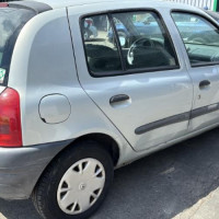 Vehicule-RENAULT-CLIO%25202%2520PHASE%25201-1999-b688fb5aa7814fcd317e7d62b28c9b0fa6bafcacae620c6e4710f6ecb18a6b2b_m.jpg