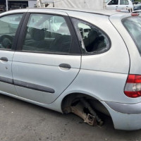 Vehicule-RENAULT-SCENIC%25201%2520PHASE%25202-2001-a7caf013cfa58c856b350393a62eb75a76327a45b11d6f0098bdc0e8358f48d2_m.jpg