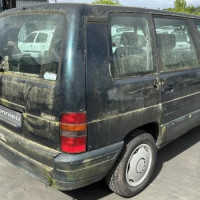 Vehicule-RENAULT-ESPACE-2-PHASE-2-1996-e0df4fbfdc87b321f03d048c38471210a5a7c028dd41c157e829d46fbc79475f_mtn.jpg