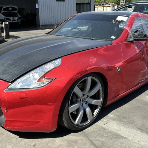 Vehicule-NISSAN-370%2520Z%2520COUPE-2010-ff19d757d78cafc4d0940c7e8439e10f9d211391a9f05cf298f74eef885aaa59_m.jpg