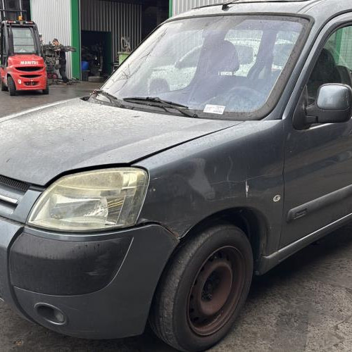 Vehicule-CITROEN-BERLINGO%25201%2520PHASE%25202-2005-4bf497b7e8b75b7f5190db83b1c6573d98c7930295331970f1cabe74e1905076_m.jpg