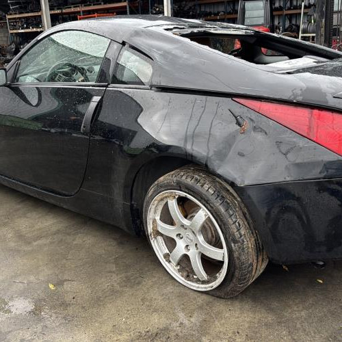 Vehicule-NISSAN-350%2520Z%2520COUPE-2005-b1f2ff0c20cb60633d51cec71da5a4a968f68438ca3e423987966352e80c51d1_m.jpg