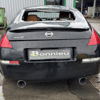 Vehicule-NISSAN-350%2520Z%2520COUPE-2005-7213b9810acbe3630677c0a08d70754fe6952a167b9bb4a56621172434575ea4_m.jpg