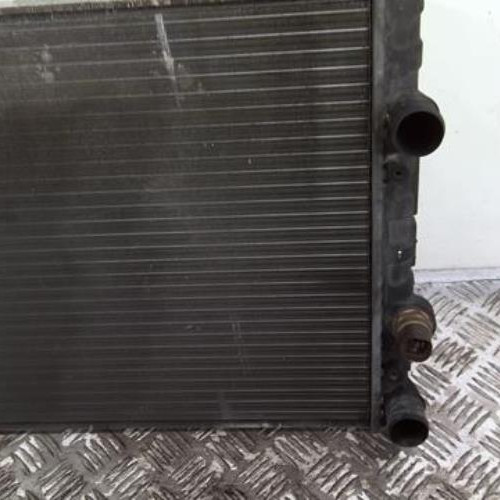 95051691-437073ec-1567-4cfe-bedf-a183d4b3cd13-Piece-95051691-Radiateur-eau-1H0121253CB-VOLKSWAGEN-LUPO-14i-8V-624741cd225756a60c7e127521aef1d52eea2c9957e1f422f2c05dc8396db804_m.jpg