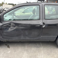 Vehicule-RENAULT-TWINGO%25201%2520PHASE%25203-2004-a92c05d6b7a71fa163bf8faac0fde23883a20d9fb58d1c14f448701aa81c90e5_m.jpg