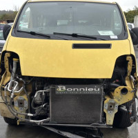 Vehicule-RENAULT-TRAFIC%25202%2520PHASE%25202-2007-c8676fe0736aaafa2c49e9165a1d3bf2f30d64df0de56f9e3b5392a58bfc93f8_m.jpg