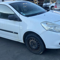 Vehicule-RENAULT-CLIO%25203%2520PHASE%25202-2010-2e8827d4bc5d8927e2cf7c1992ddf3551da75806038de40bc662ccc371795d77_m.jpg