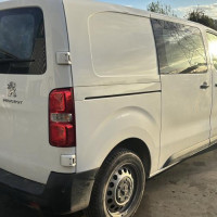 Vehicule-PEUGEOT-EXPERT%25204-2019-0c419336256793e50e0055c1b765cef15c7525bc9ecc22284556d6df98885e0f_m.jpg