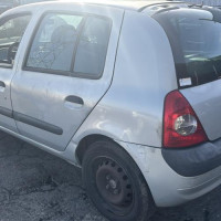 Vehicule-RENAULT-CLIO%25202%2520PHASE%25202-2003-3cbf09db17cf05257c3c7c915a7c5402cb1912e7f8adcb26c01a736f727c577b_m.jpg